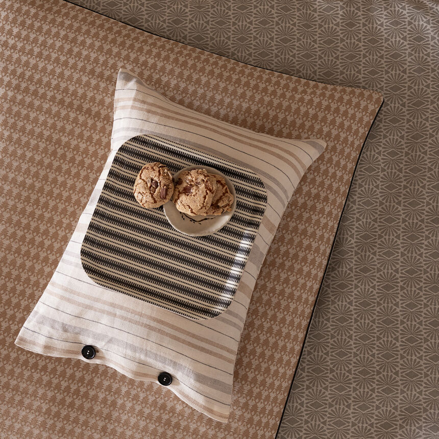 Tray Dune Rayures Grey 20x20 100% Wood, , hi-res image number 0