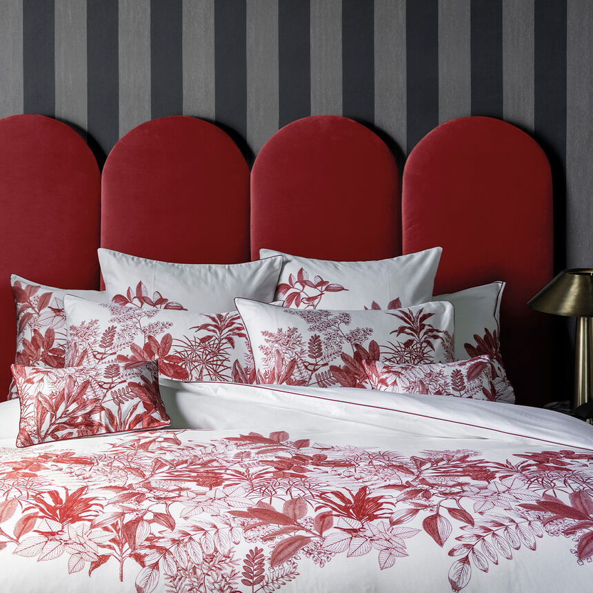 Pillowcase Feuilles en sc&egrave;ne  Red 40X80 100% cotton, , hi-res image number 3