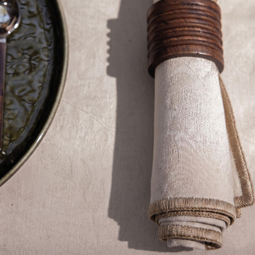 Napkin Vegetal mood avec surjet bourdon Beige 50x50 100% cotton, , hi-res image number 0