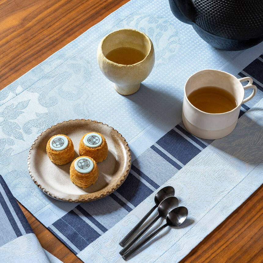 Placemat &Agrave; la Fran&ccedil;aise Blue 54x38 100% cotton, , hi-res image number 1