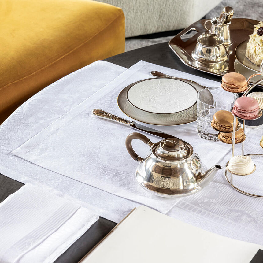 Placemat &Eacute;vasion C&eacute;leste White 50x36 100% linen, , hi-res image number 1