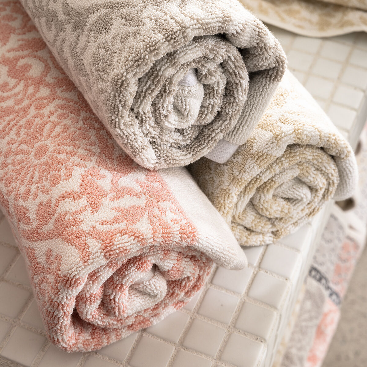 Jacquard francais towels top