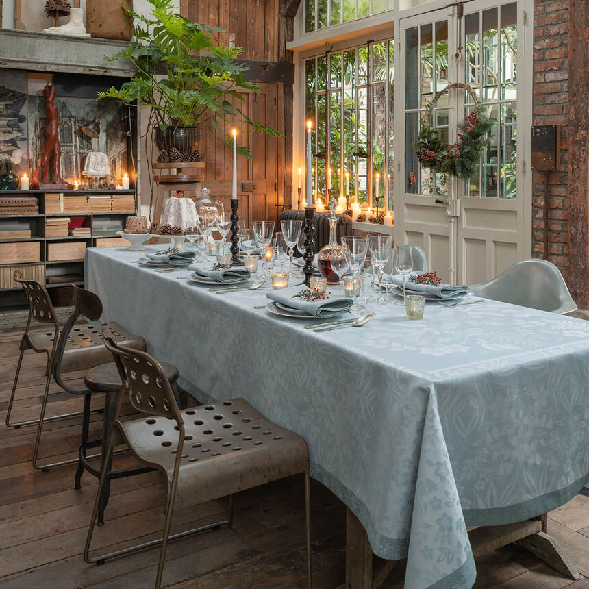 Tablecloth Po&eacute;sie d'hiver Blue 175x175 99% cotton / 1% other fibers, , hi-res image number 0