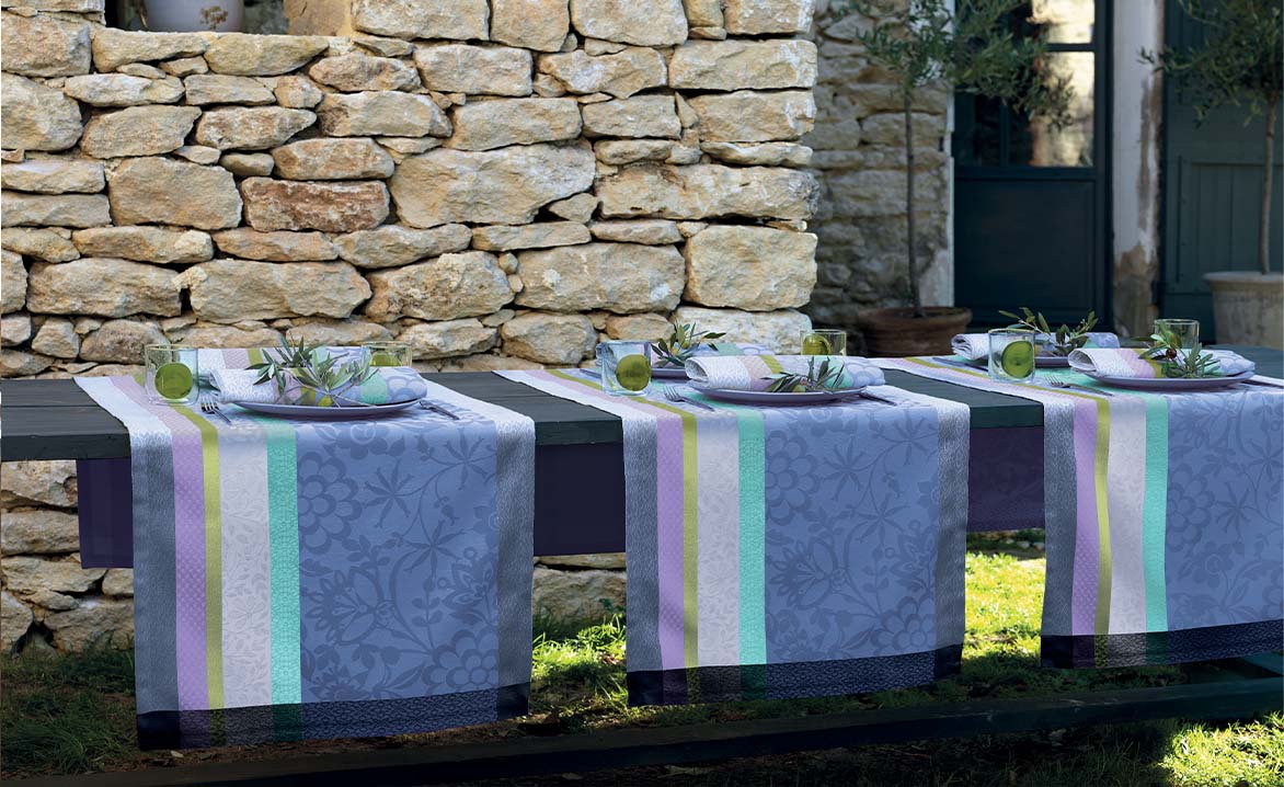 Choose your table runner