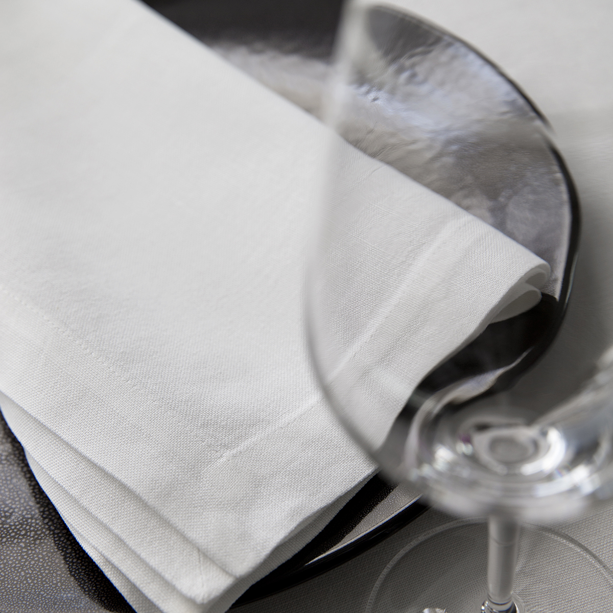lA TABLE