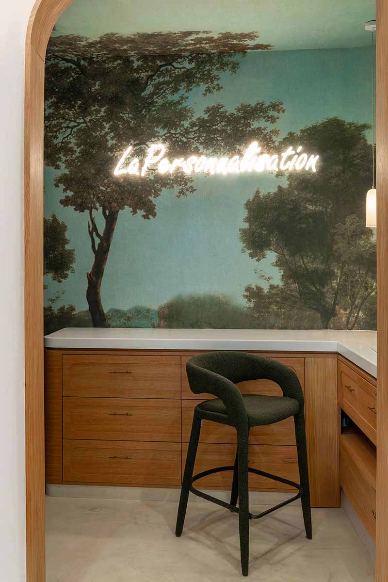 The Lyon boutique