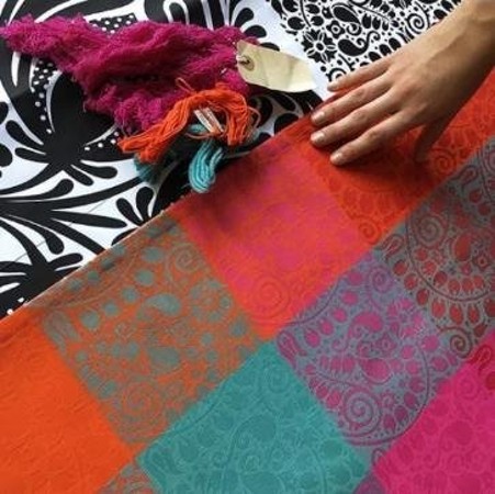Colour research on woven samples